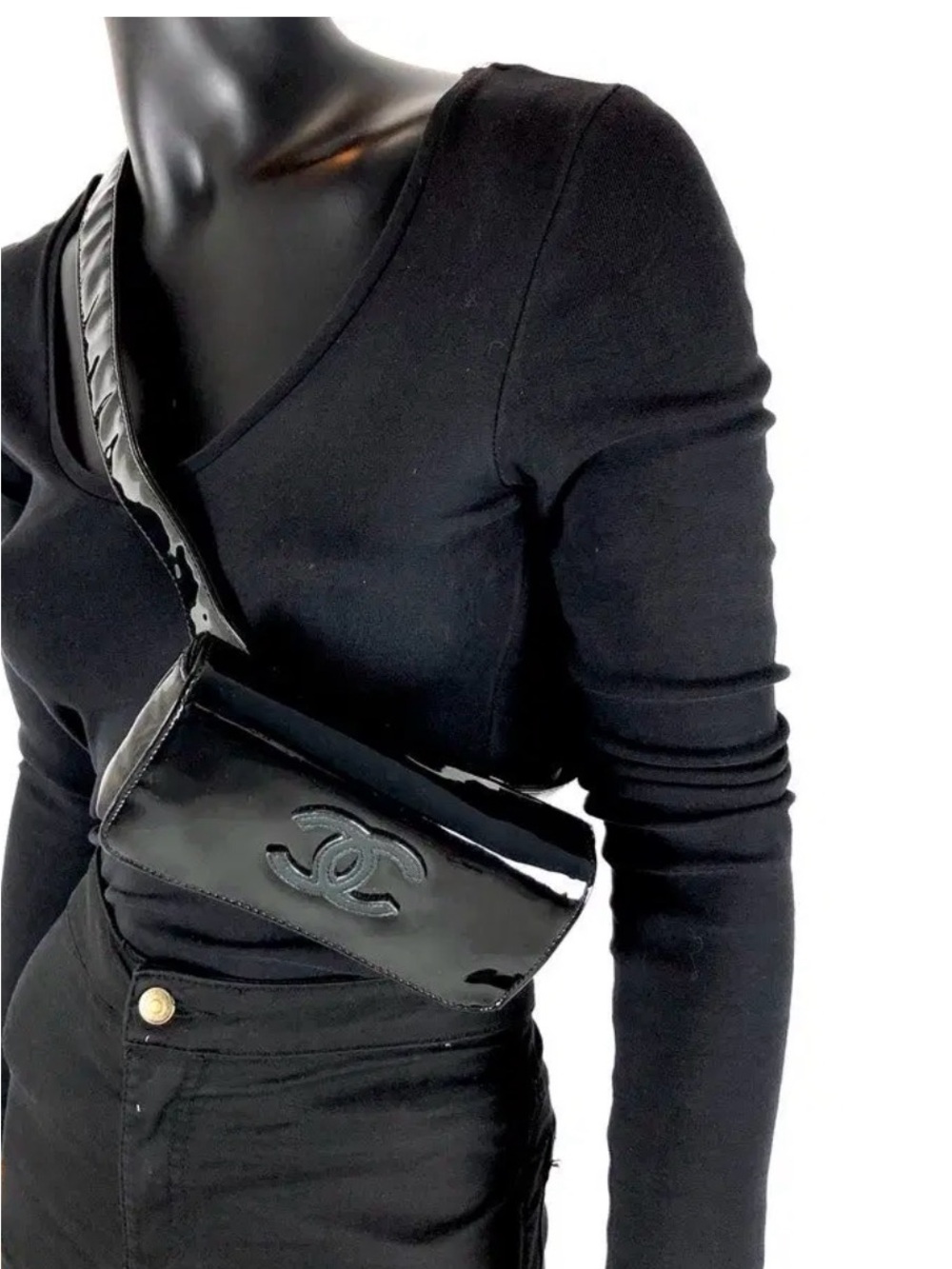 CHANEL Black Patent  CC Logo Waist Bag - Picture 3 of 10